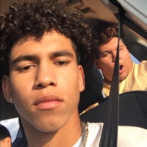 Meet your Posher, Christian